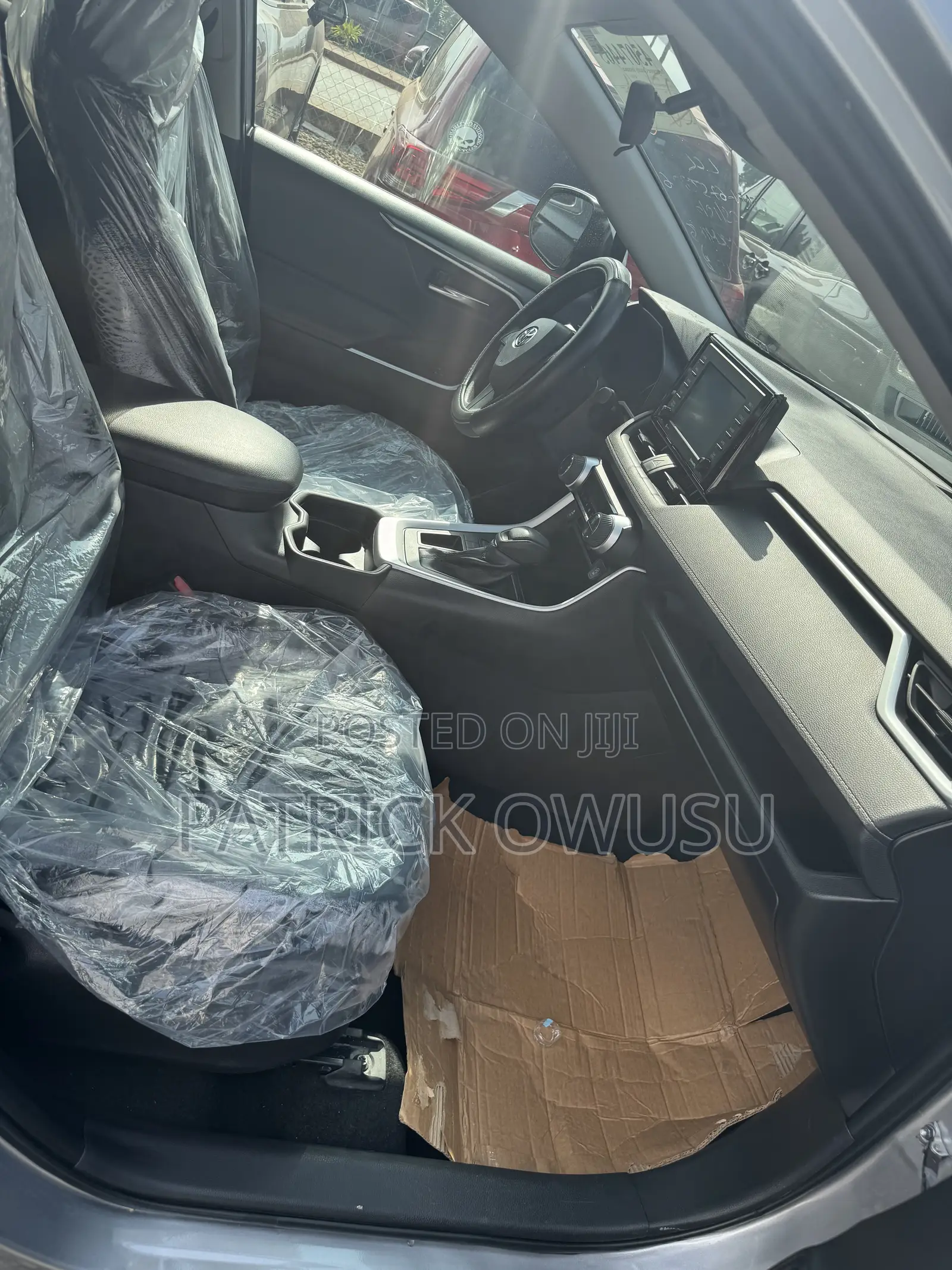 Toyota RAV4 2021 Silver