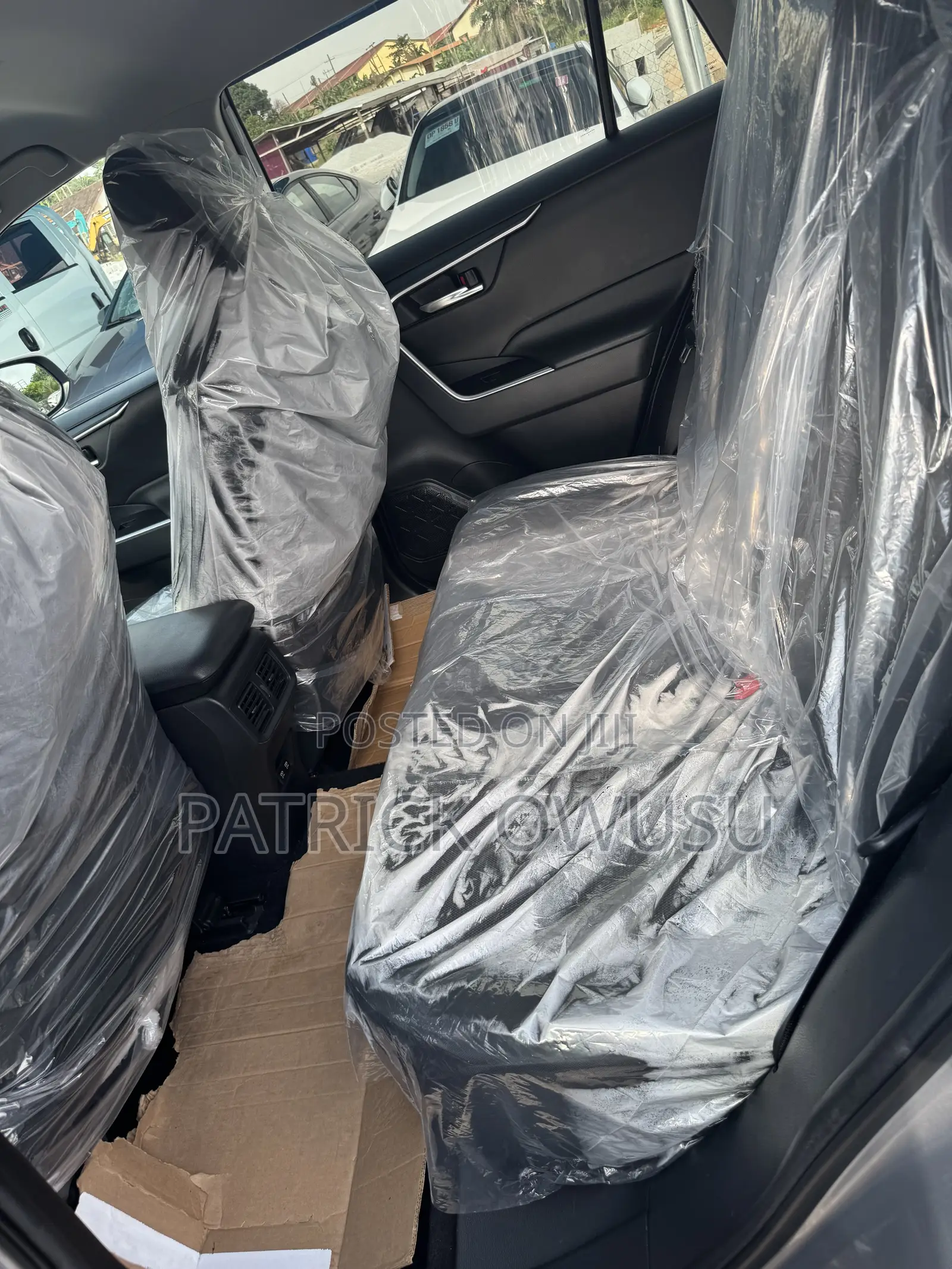 Toyota RAV4 2021 Silver