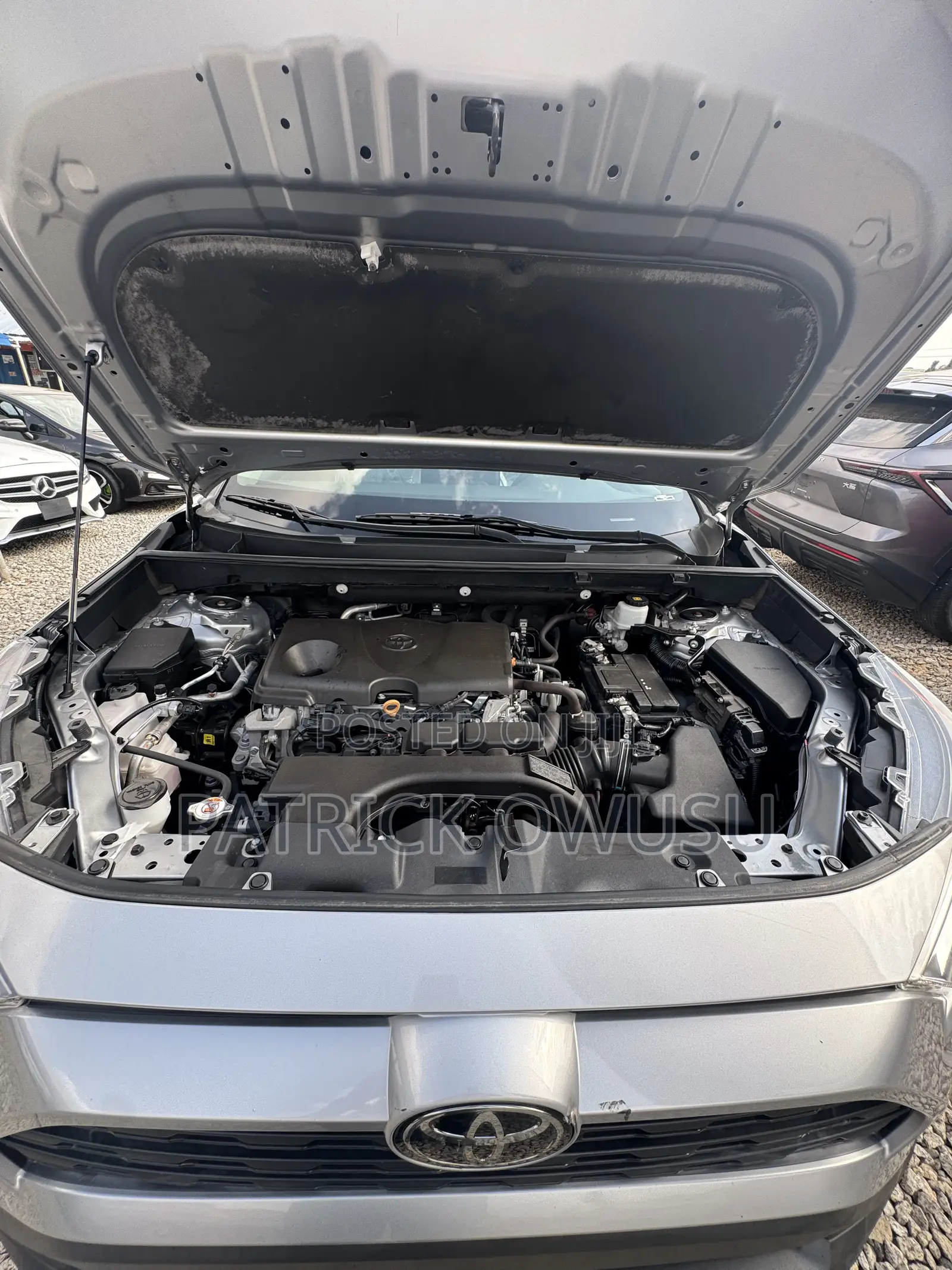 Toyota RAV4 2021 Silver
