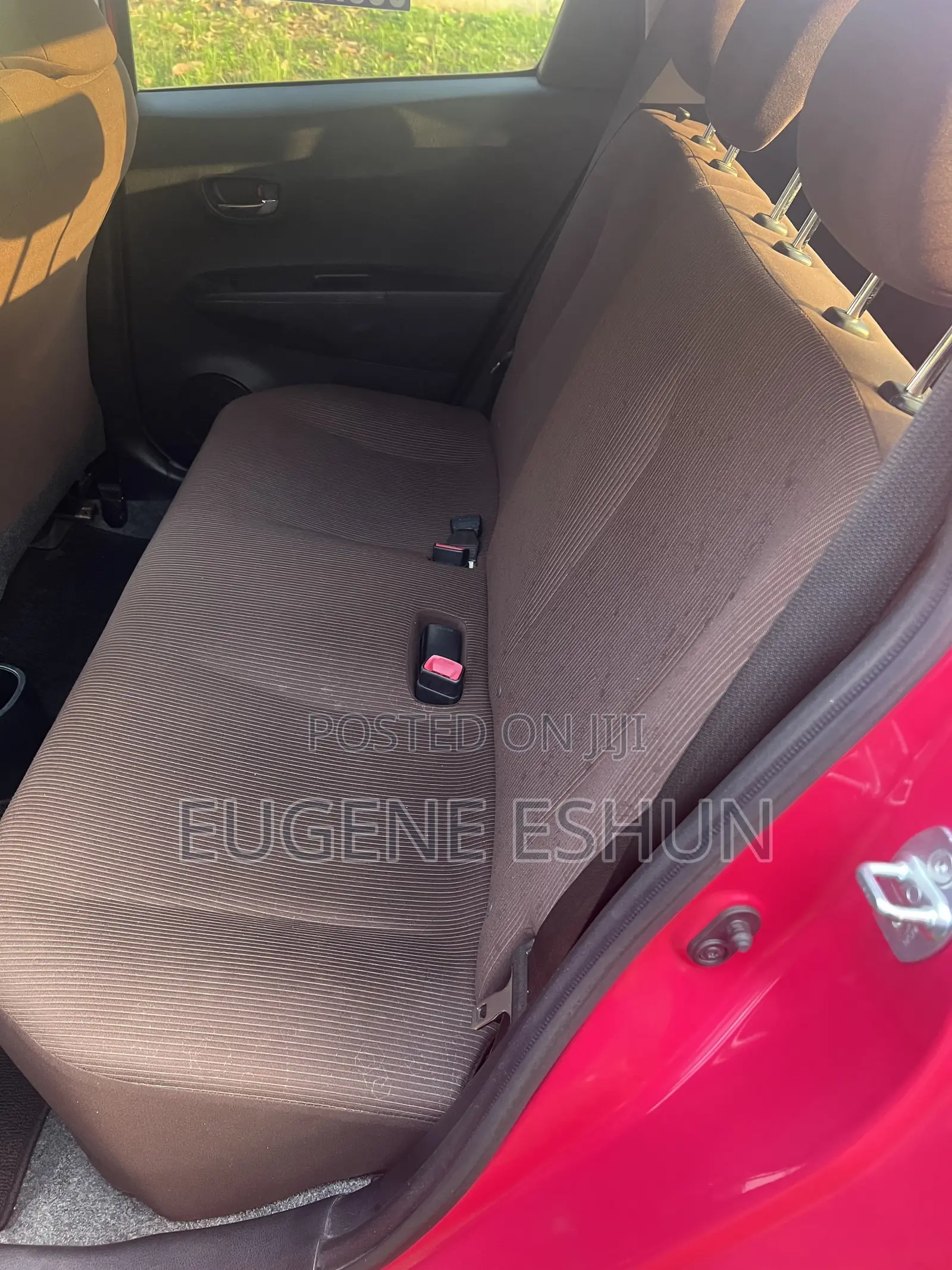Toyota Vitz 2012 Pink