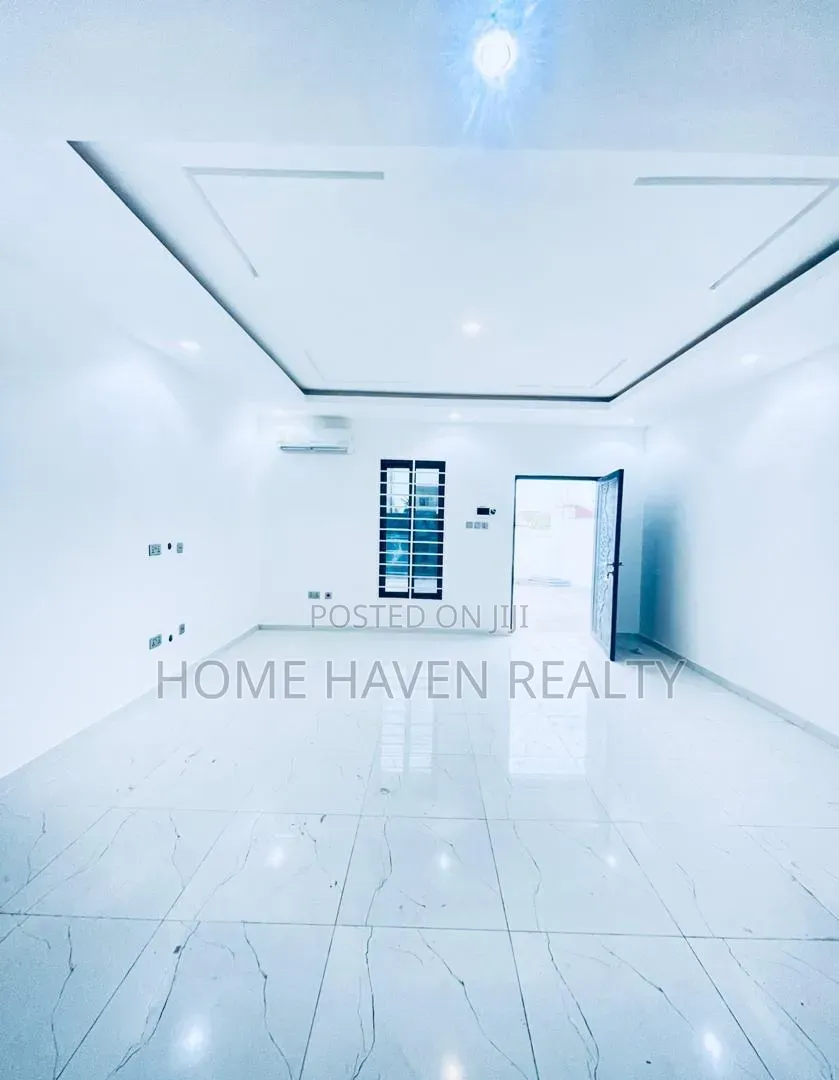 2bdrm House in Oyarifa for sale
