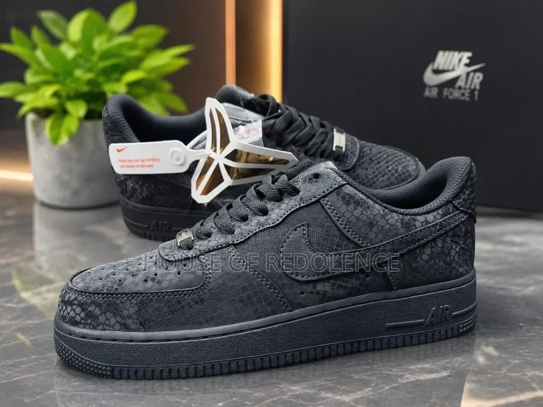 Kobe Bryant X Nike Air Force 1 Low Sneakers