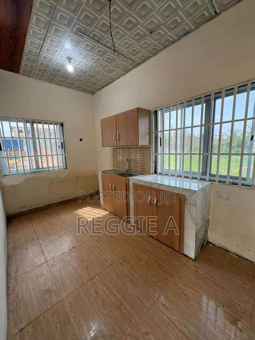 2bdrm House in Ga South Municipal for rent