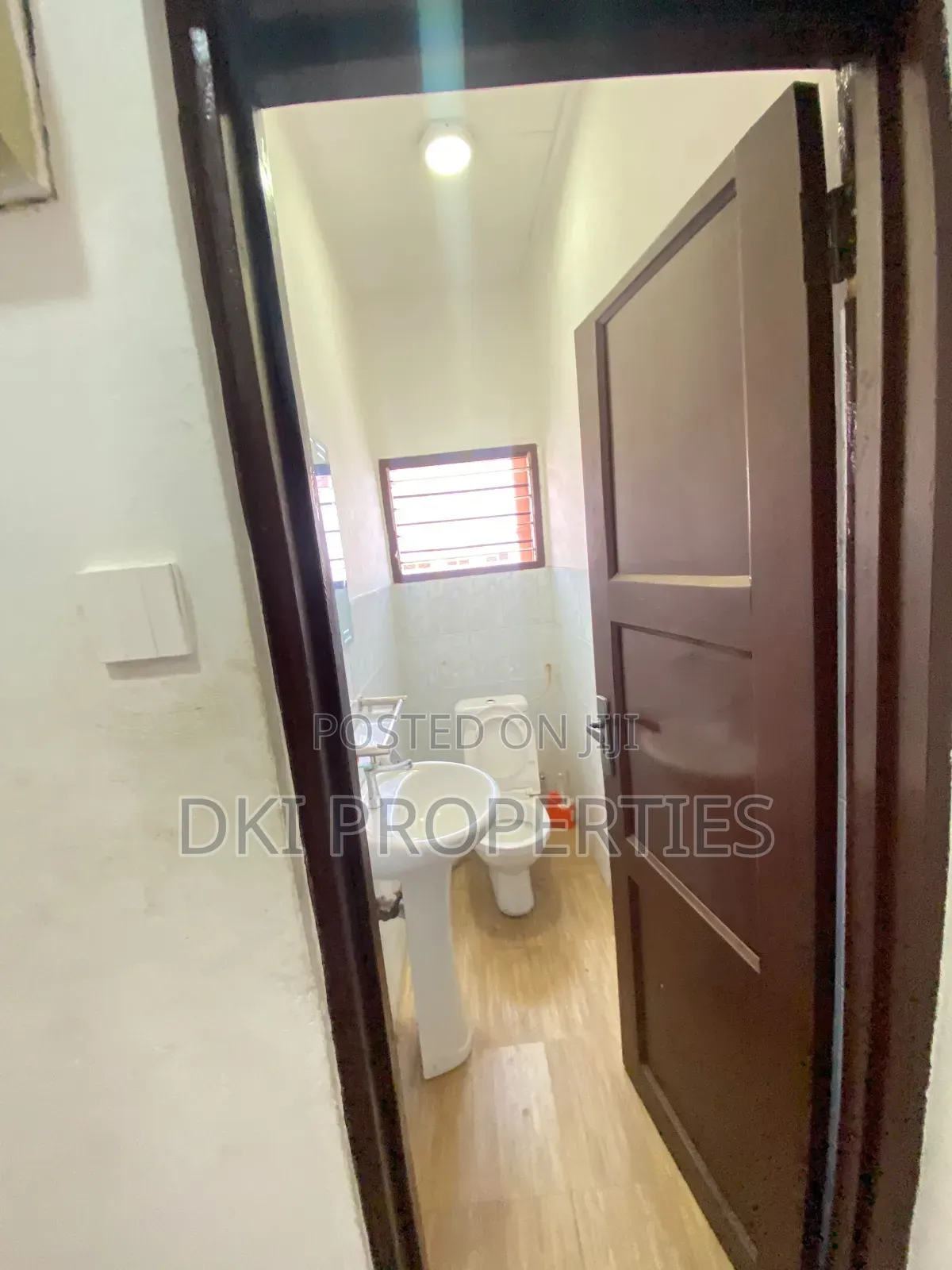 3bdrm House in Dki Properties, Ghana Link Area for rent