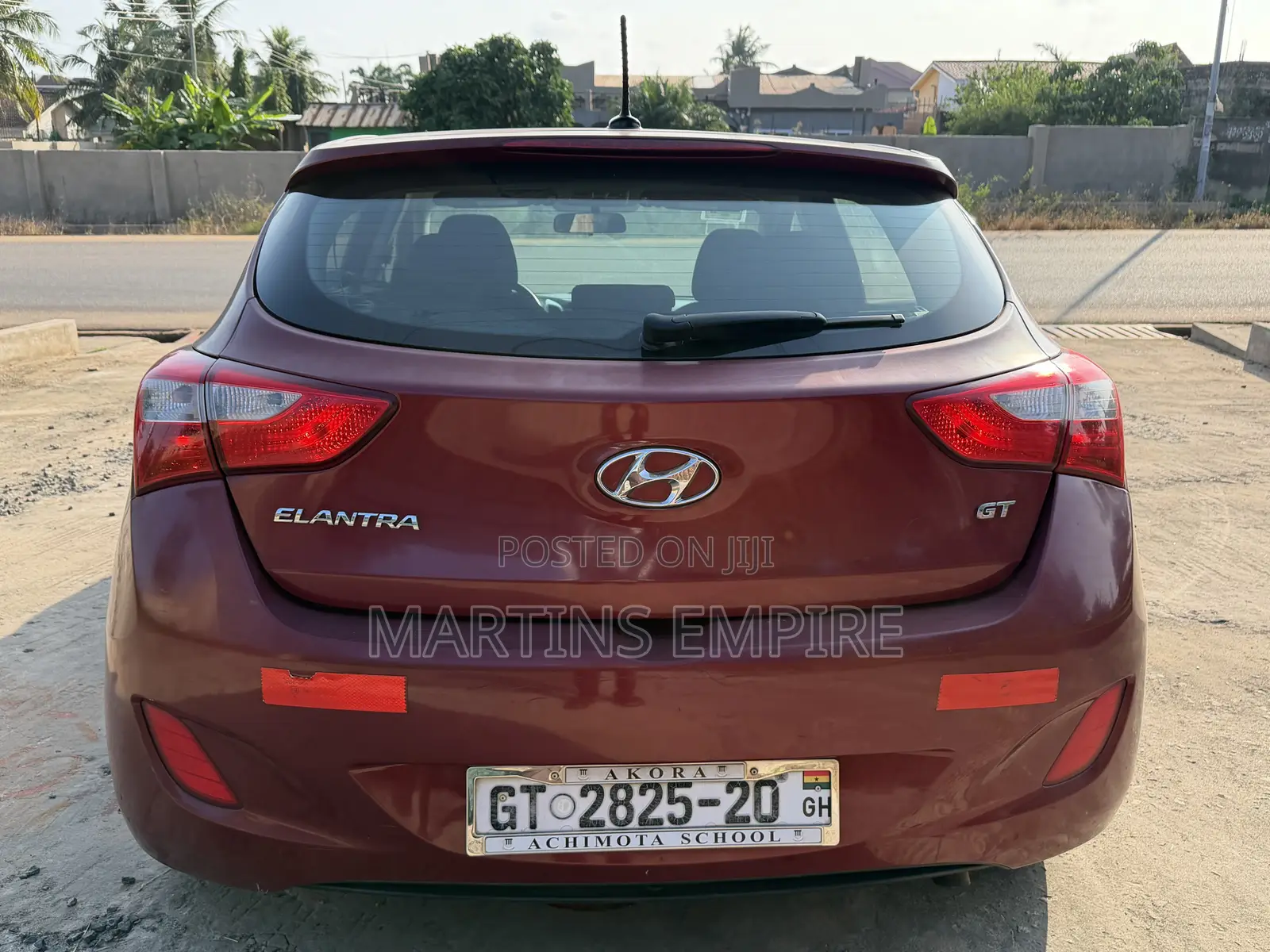 Hyundai Elantra SE Sedan FWD (1.8L 4cyl 6M) 2016 Red