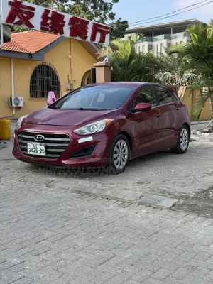 Hyundai Elantra 2016 Red