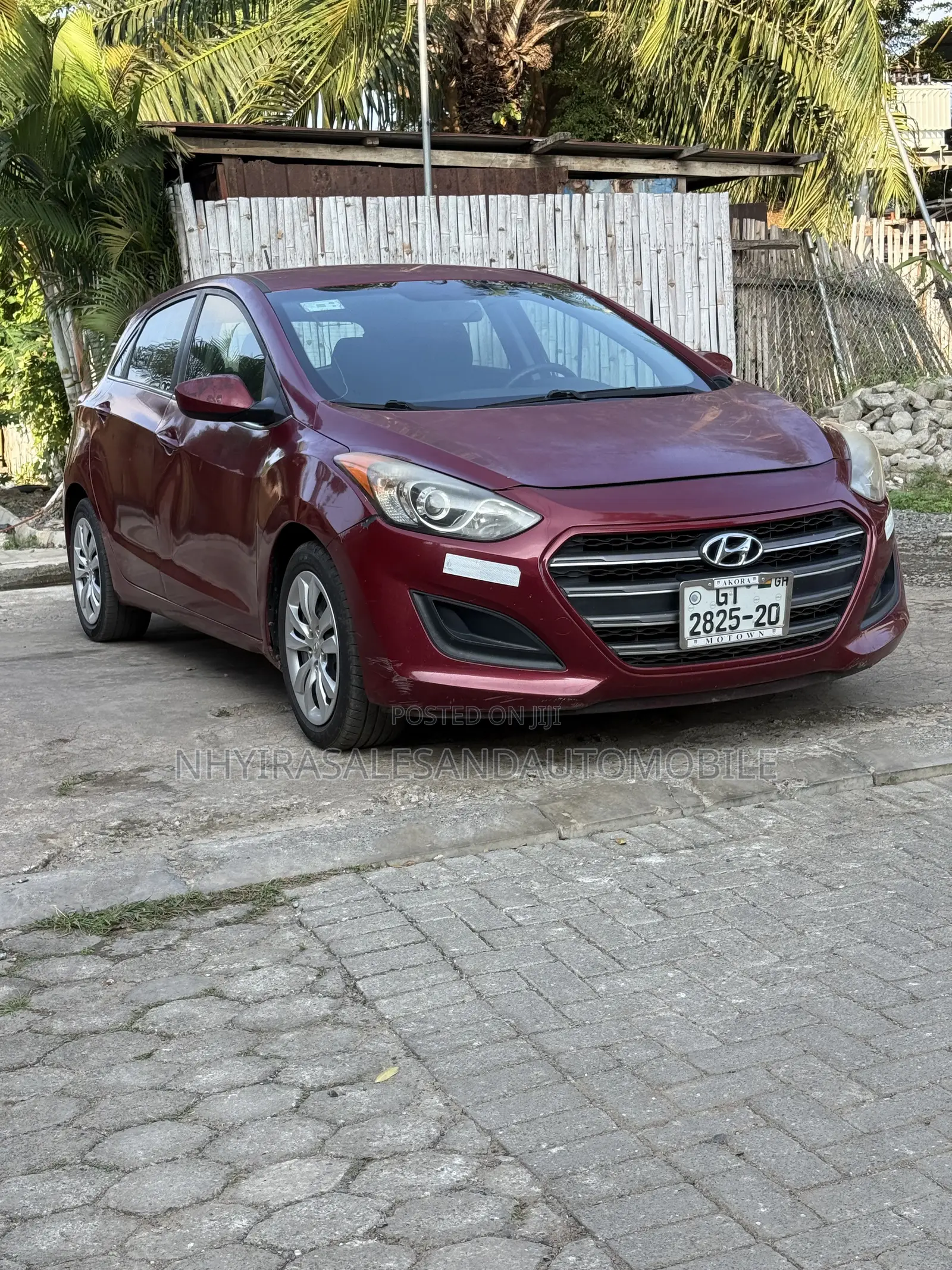 Hyundai Elantra 2016 Red