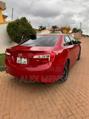 Toyota Camry 2014 Red