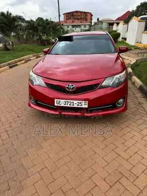 Toyota Camry 2014 Red