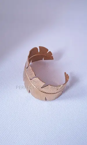 Curly Cut Bracelet