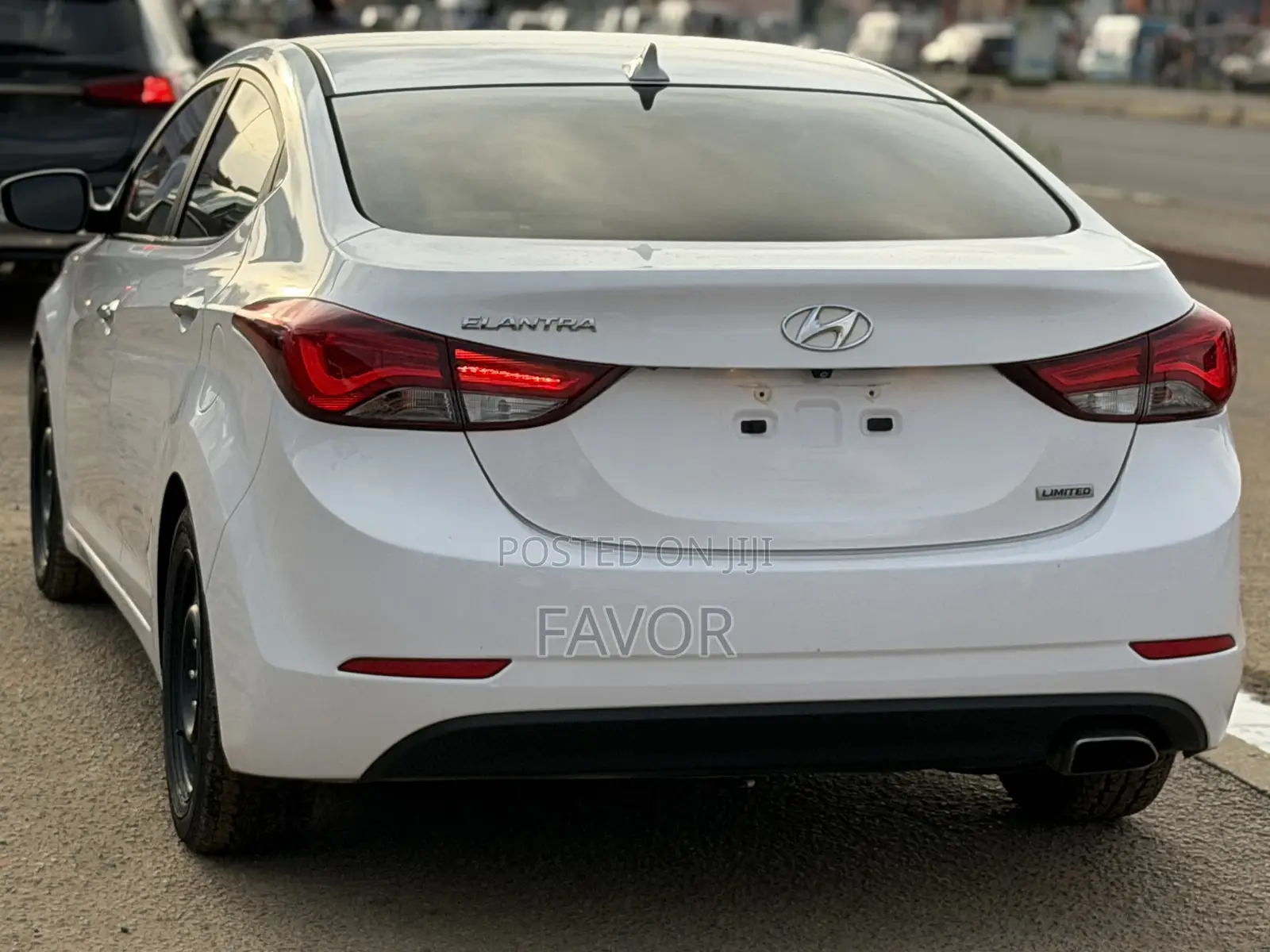 Hyundai Elantra GLS Sedan FWD (1.8L 4cyl 6A) 2013 White