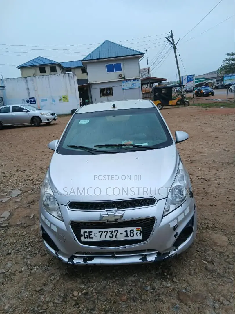 Chevrolet Spark 2015 Silver