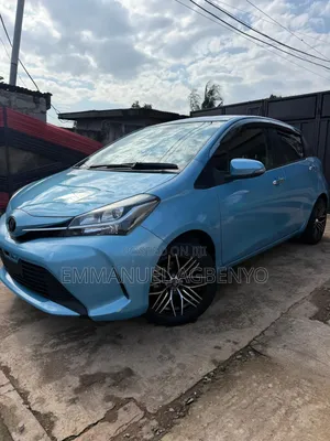 Toyota Vitz 2016 Blue