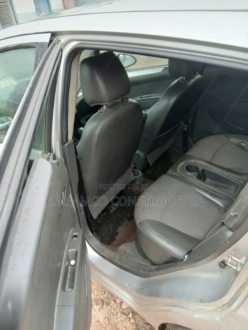 Chevrolet Spark 2015 Silver