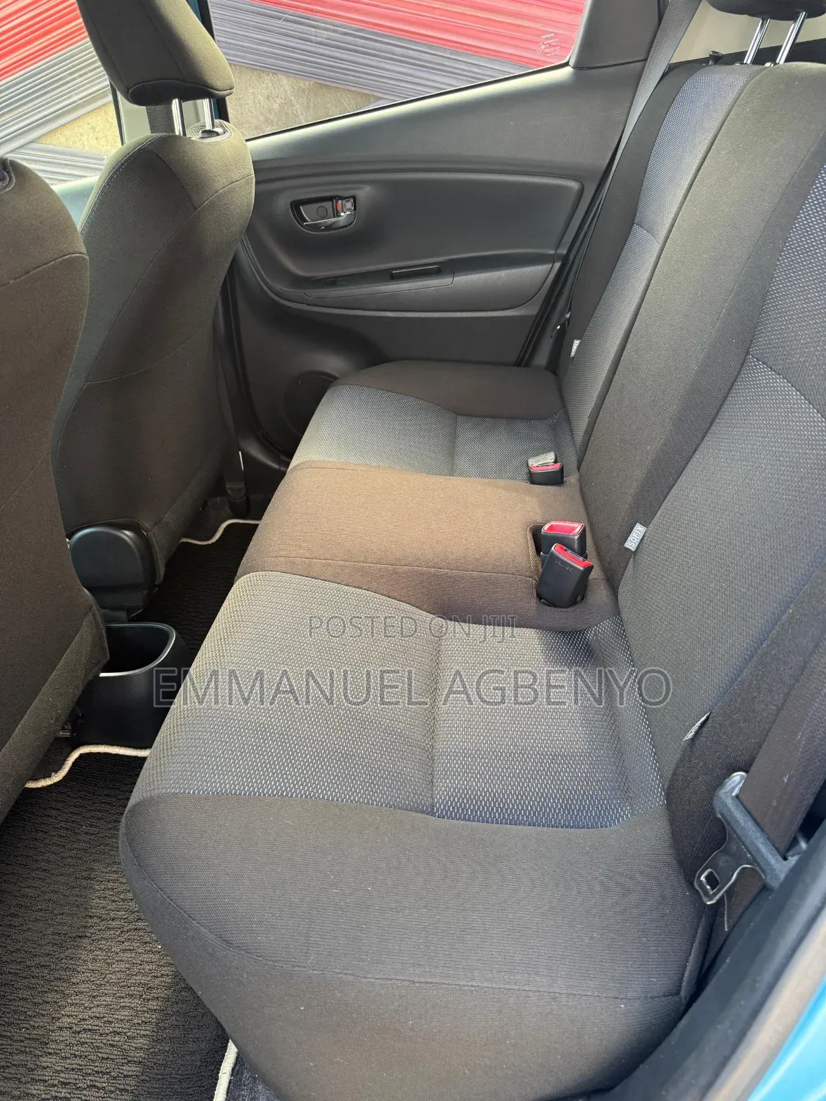 Toyota Vitz 2016 Blue
