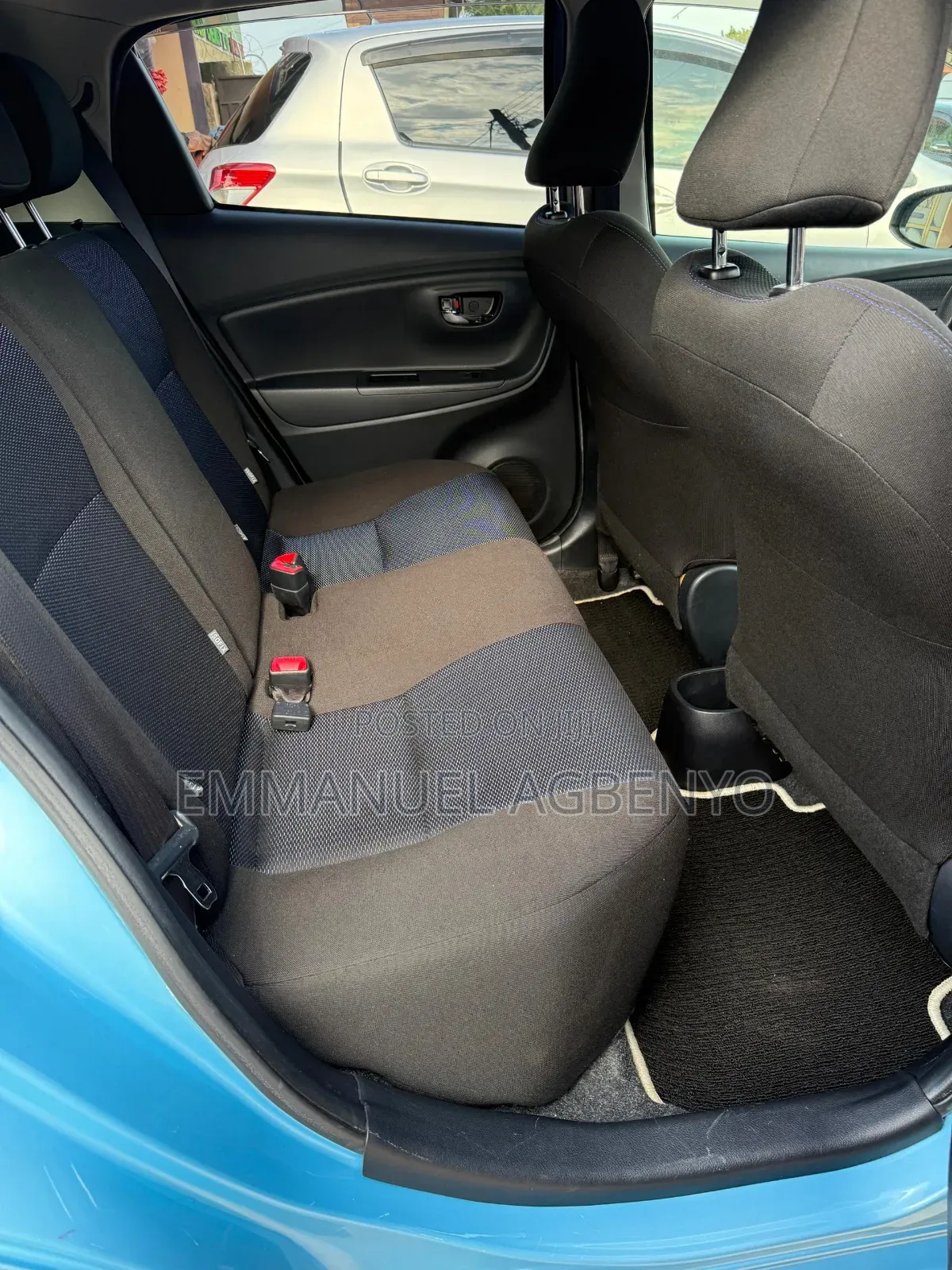 Toyota Vitz 2016 Blue