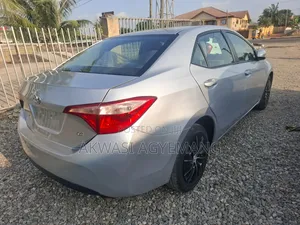 Toyota Corolla 2019 Silver