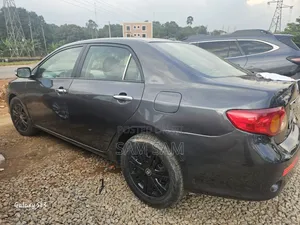 Toyota Corolla 2010 Gray