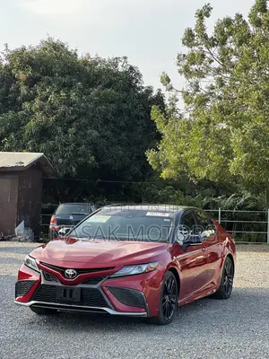 Toyota Camry XSE 2021 Red