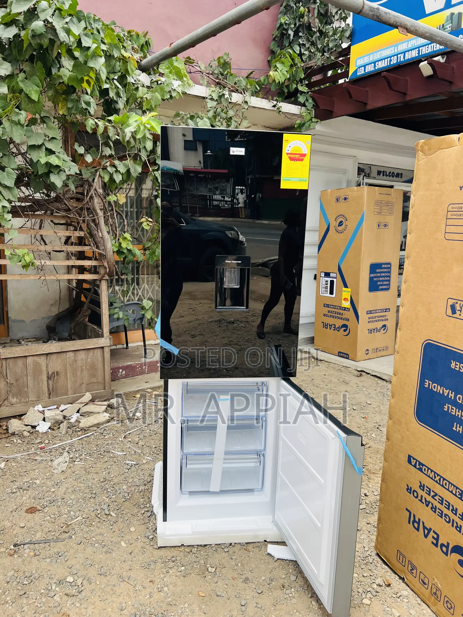 Lovely Design Pearl PF-433BBGWD-A1 Bottom Mount Freezer Fridge(Black)