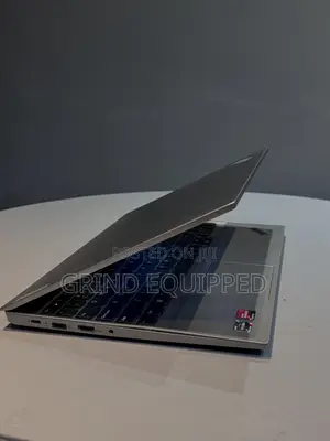 Laptop Lenovo ThinkPad E15 24GB AMD Ryzen 5 SSD 500GB