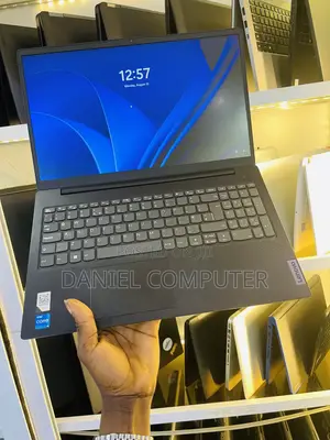 Laptop Lenovo IdeaPad V570 8GB Intel Core i5 SSD 256GB