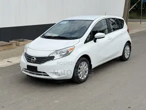 Nissan Versa 1.6 SV 2016 White