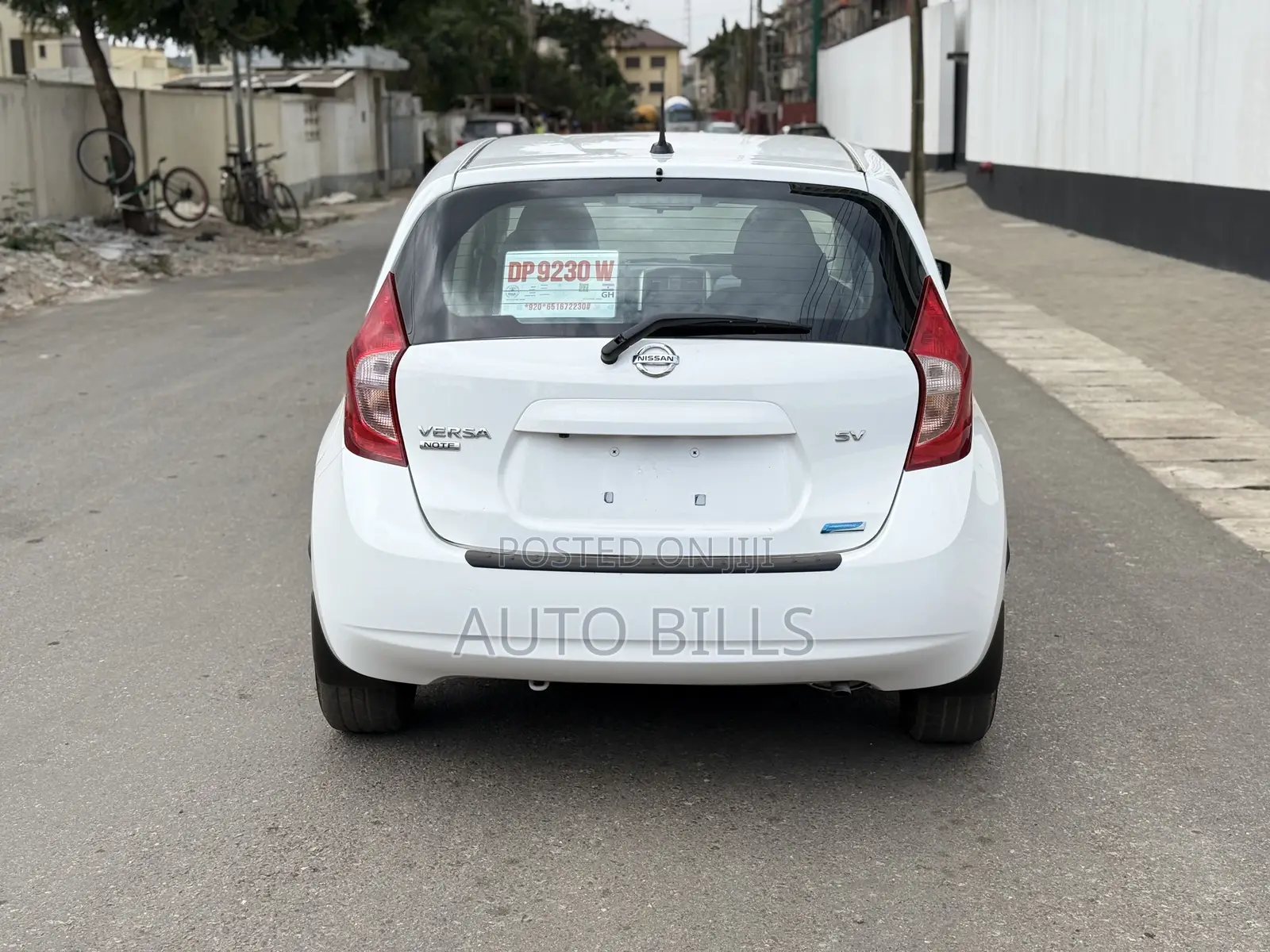Nissan Versa 1.6 SV 2016 White