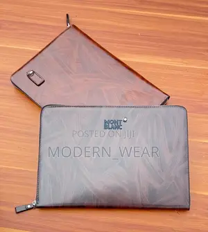Mont Blanc Hand Clutch  Single Zip
