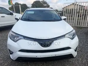 Toyota RAV4 2018 White