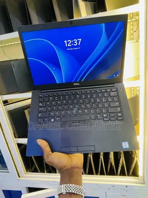 Laptop Dell Latitude 7490 16GB Intel Core i7 SSD 256GB