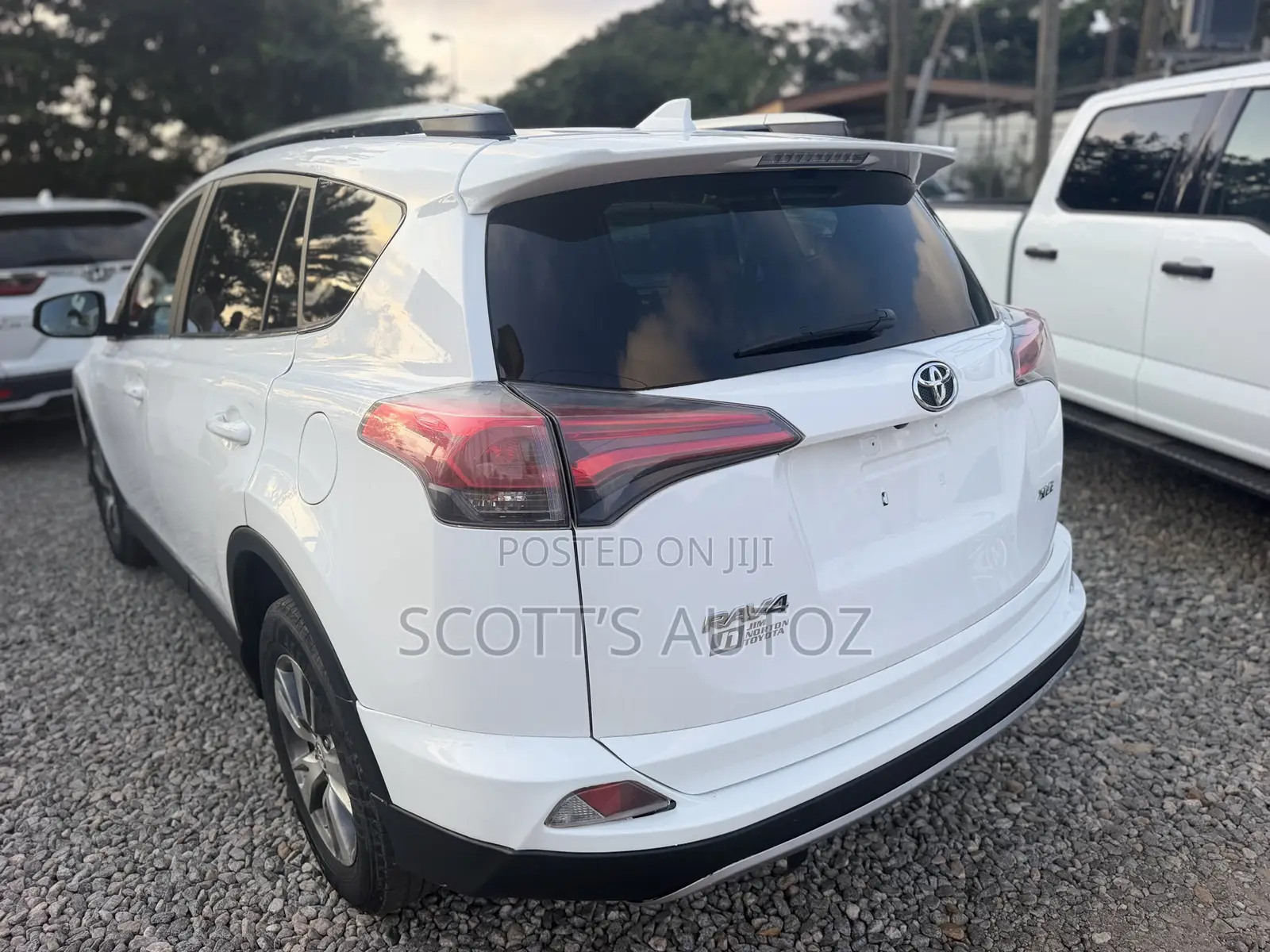 Toyota RAV4 2018 White