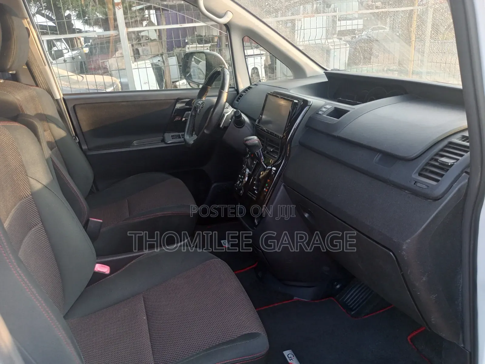 Toyota Voxy 2010 Black
