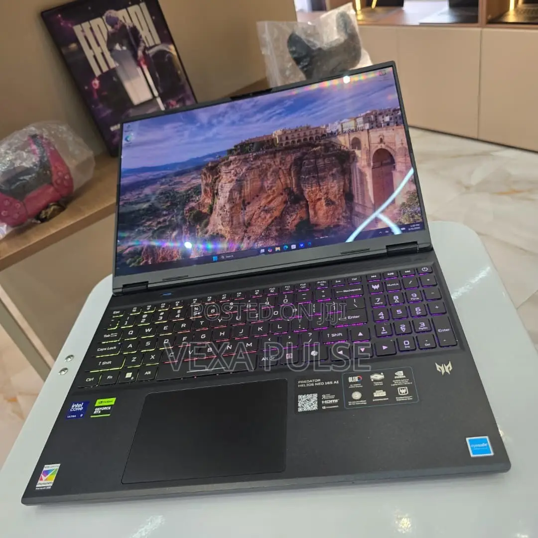Laptop Acer Predator Helios Neo 16 16GB Intel Core Ultra 9 SSD 1T