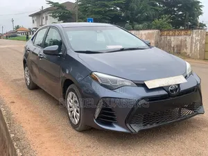 Toyota Corolla LE Eco (1.8L 4cyl 2A) 2018