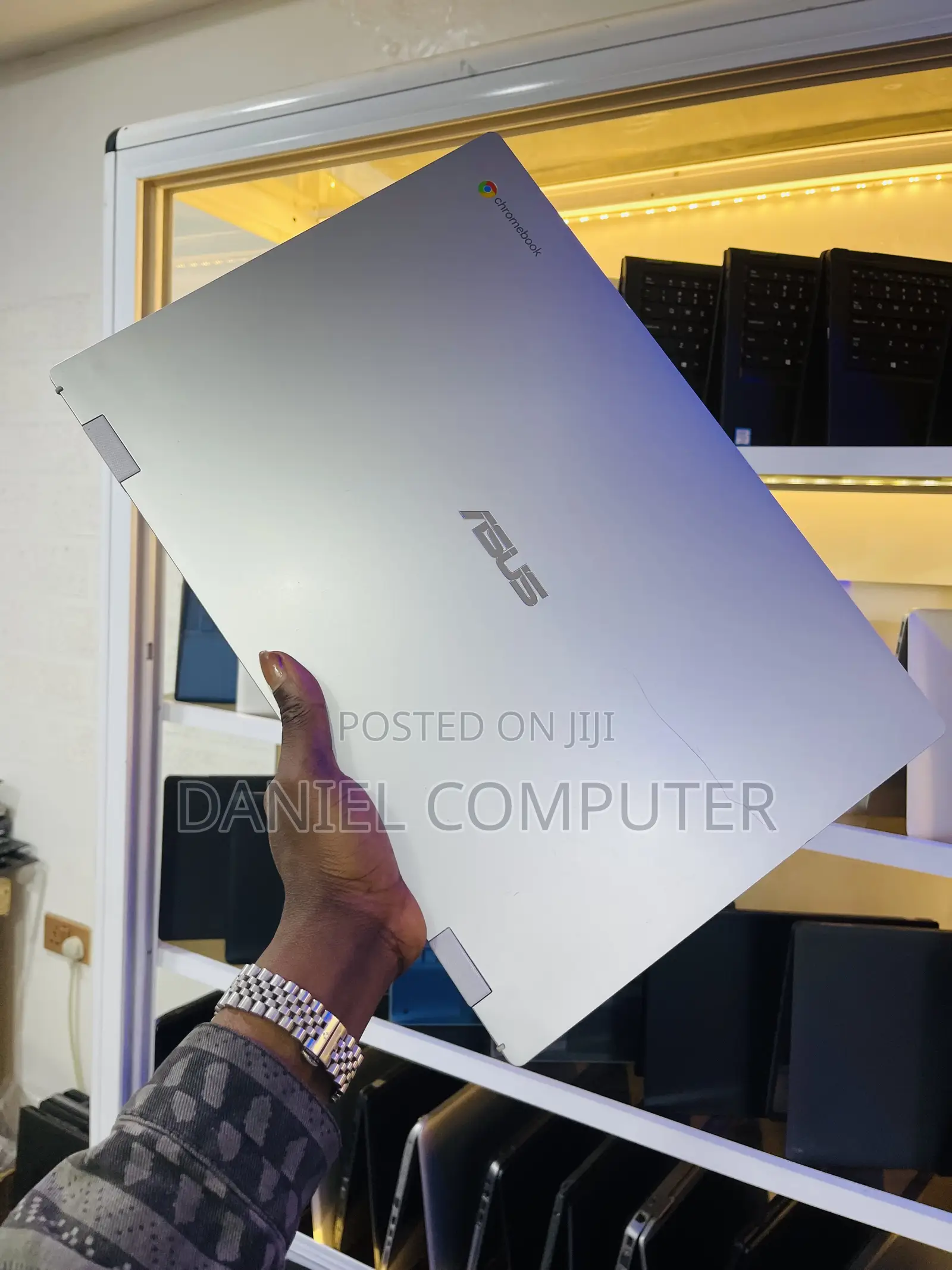 Laptop Asus Chromebook CX5 4GB Intel Celeron SSD 128GB