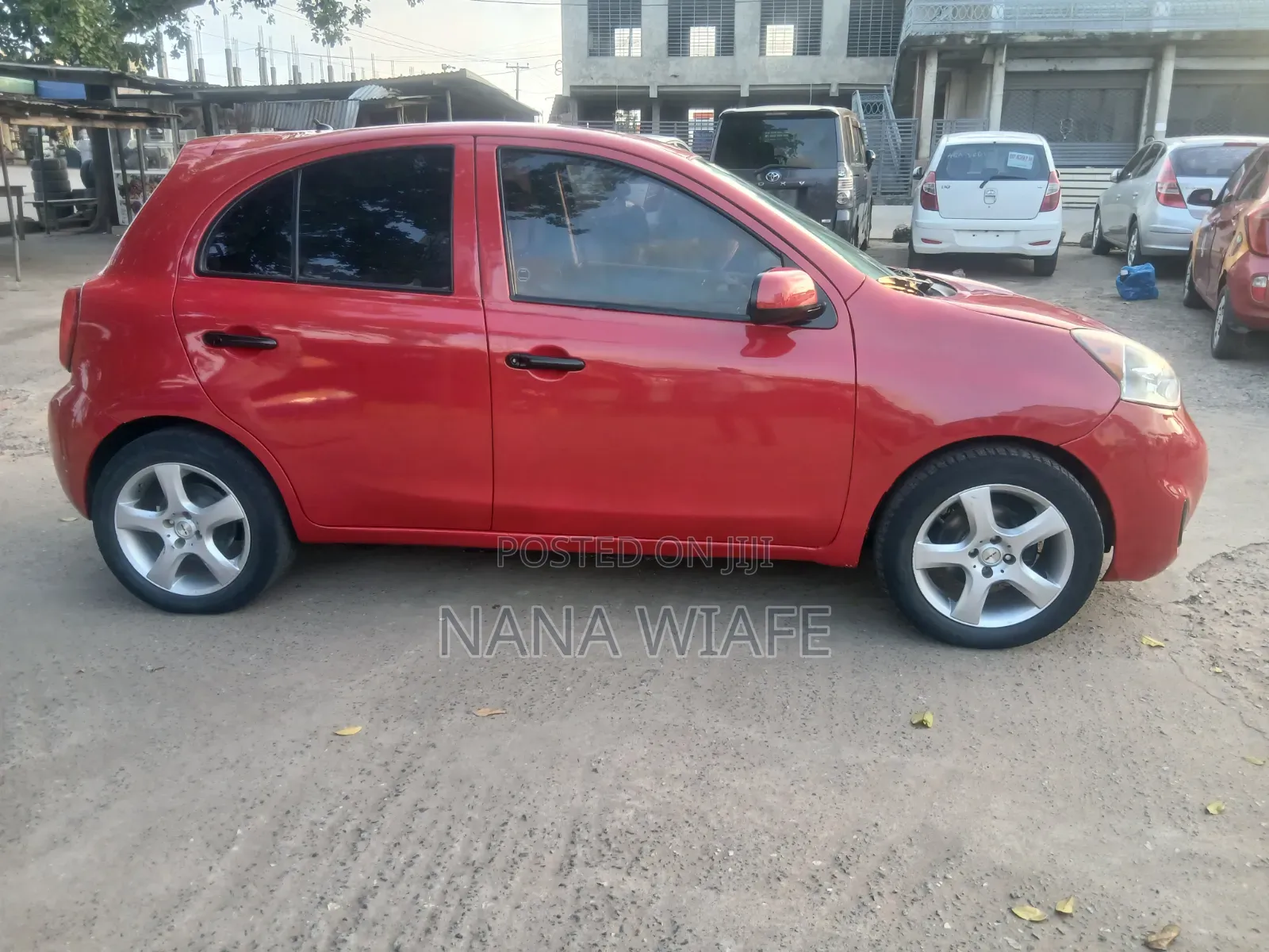 Nissan March 2014 Red