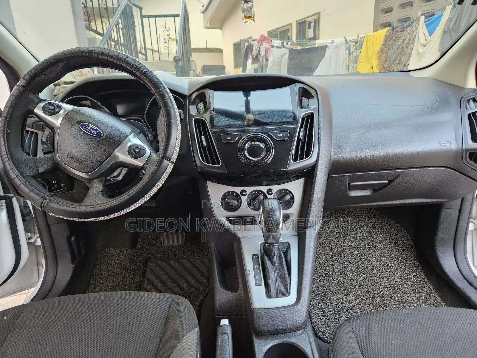 Ford Focus SE 5-Door 2013 White