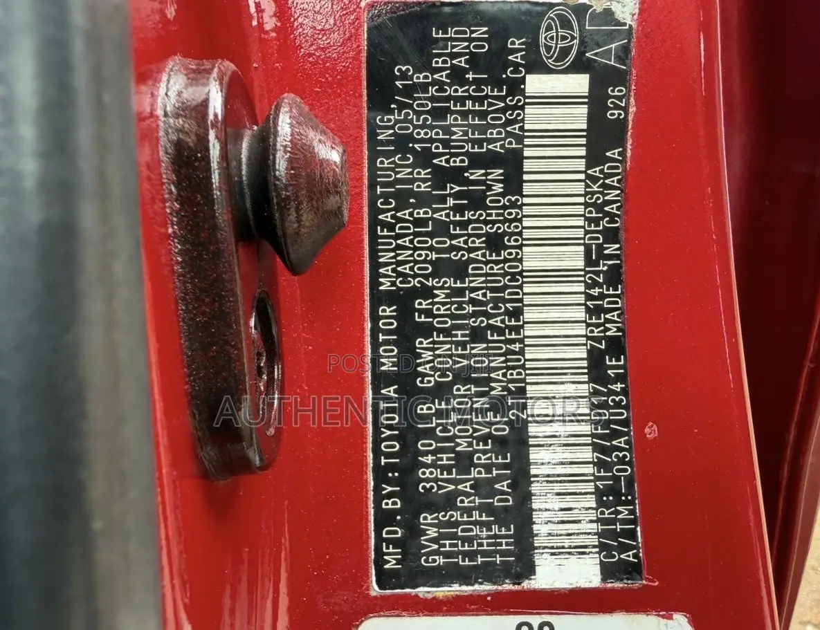 Toyota Corolla S 4dr Sedan (1.8L 4cyl 4A) 2013 Red