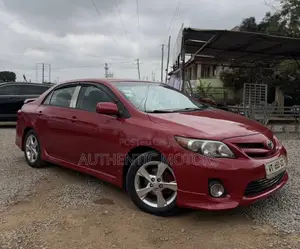Toyota Corolla S 4dr Sedan (1.8L 4cyl 4A) 2013 Red