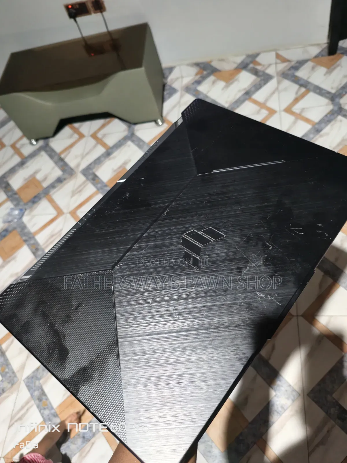 Laptop Asus TUF Gaming A17 8GB AMD Ryzen 5 SSD 512GB