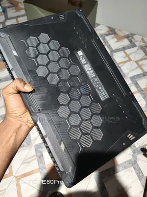 Laptop Asus TUF Gaming A17 8GB AMD Ryzen 5 SSD 512GB