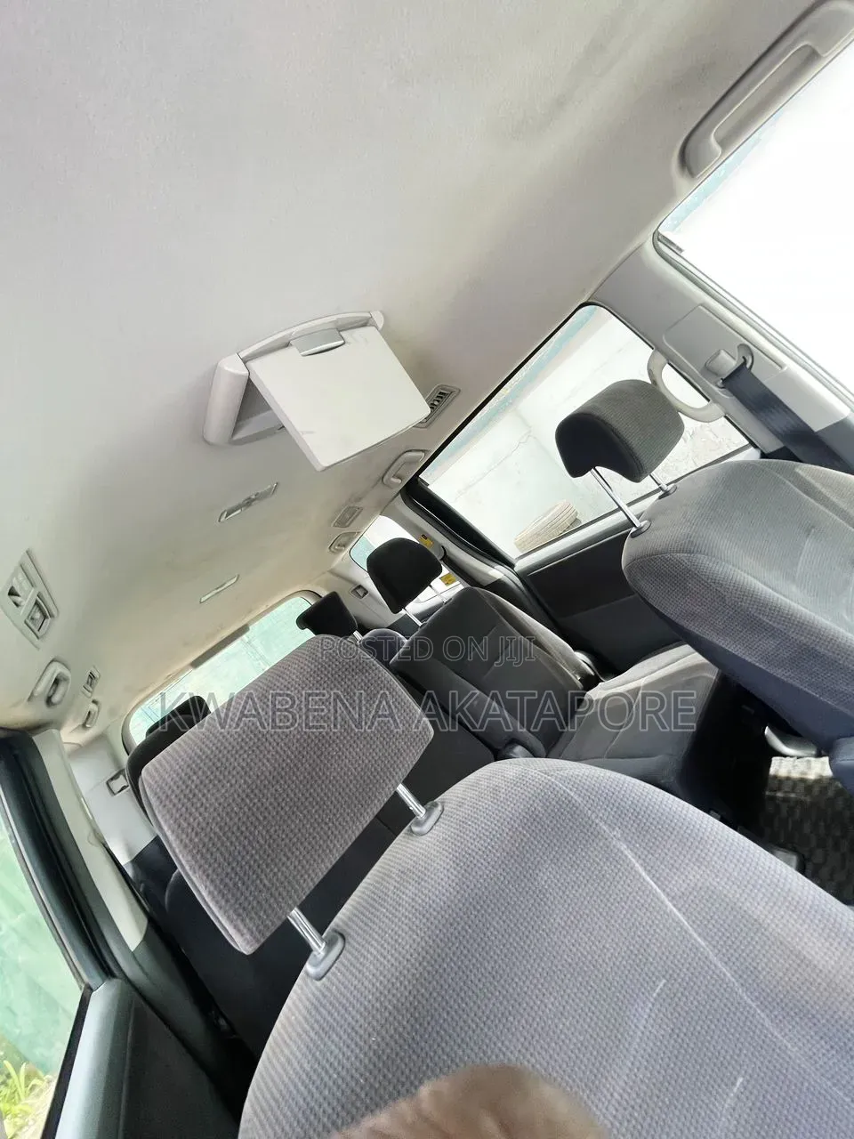 Toyota Voxy 2013 Red