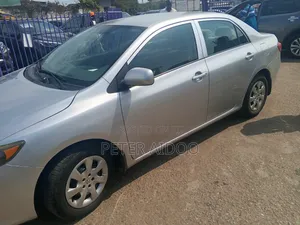 Toyota Corolla 2010 Silver