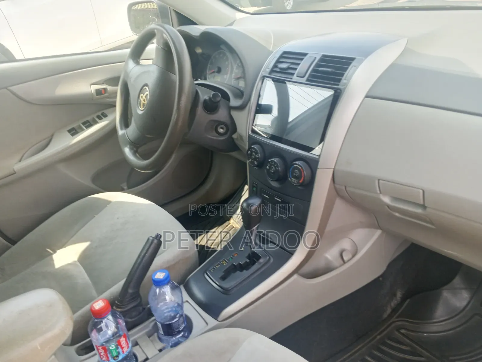 Toyota Corolla 2010 Silver