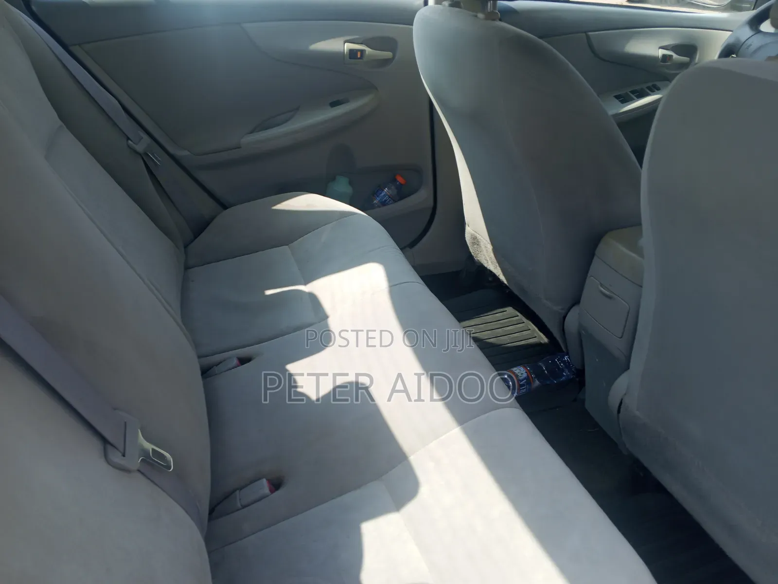 Toyota Corolla 2010 Silver