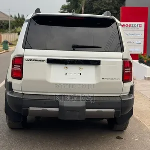 Toyota Land Cruiser Prado 2.4 Petrol 2025 White