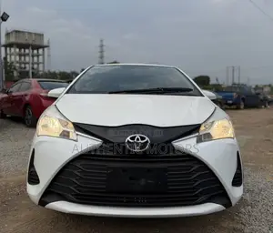Toyota Yaris 2019 White