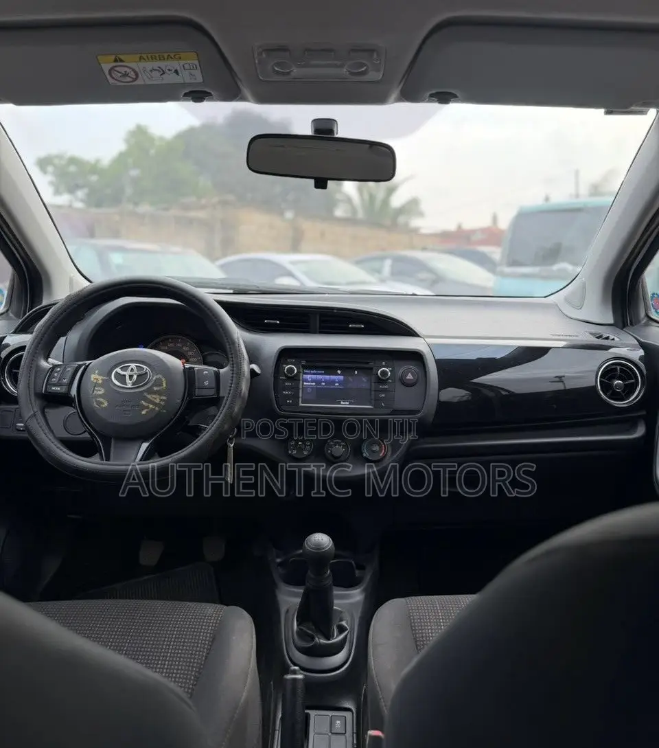 Toyota Yaris 2019 White