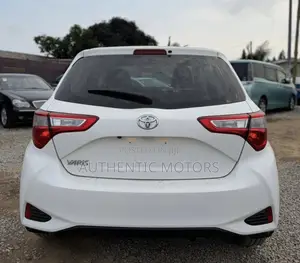 Toyota Yaris 2019 White